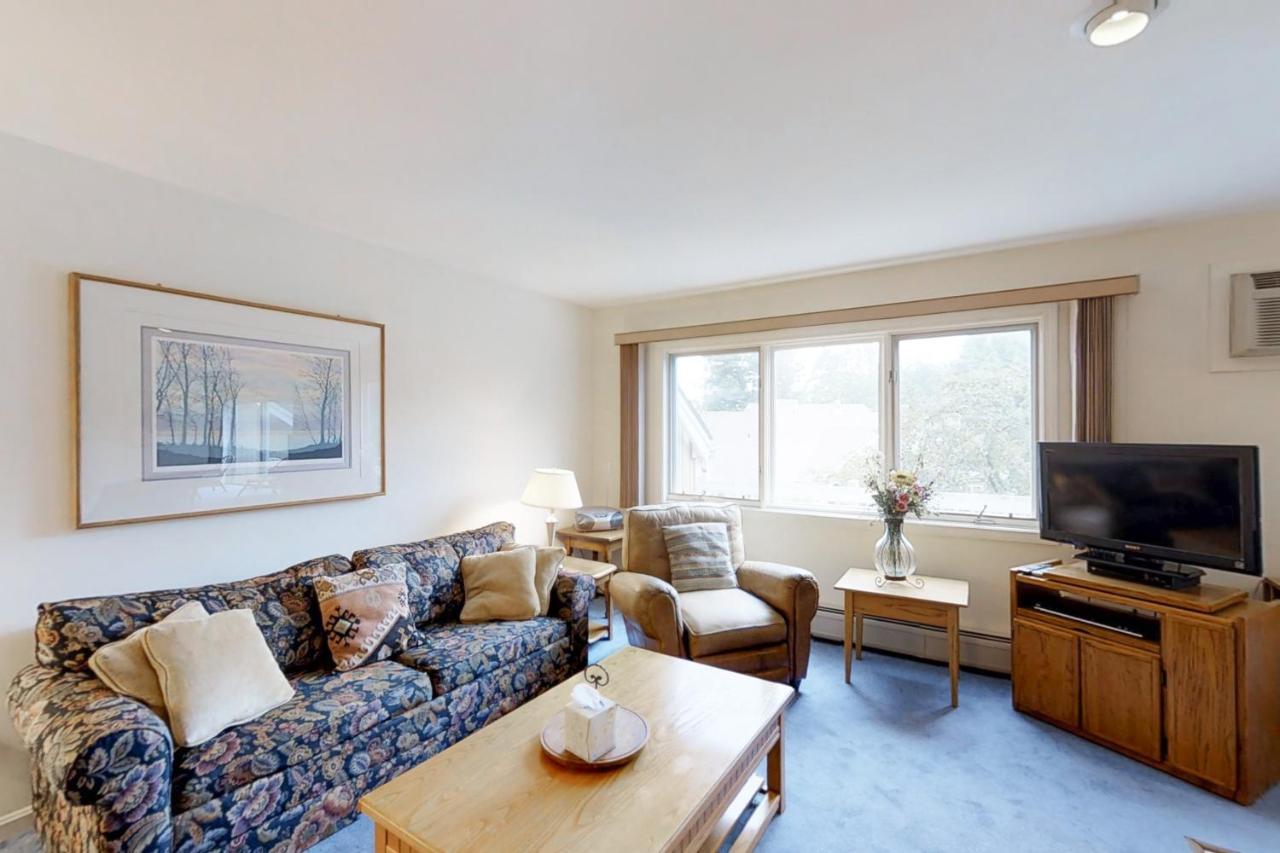 Mountainside Resort: K105 Стоу Екстер'єр фото